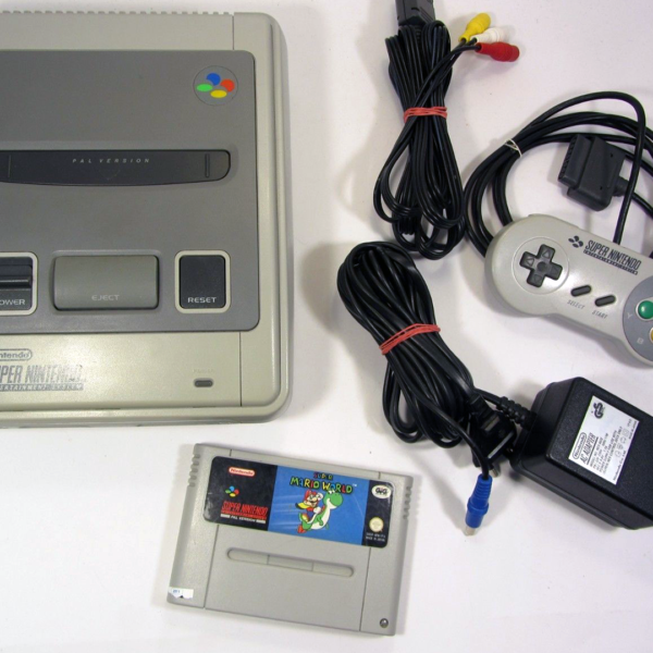 Super Nintendo SNES System [PAL UK] - Image 2