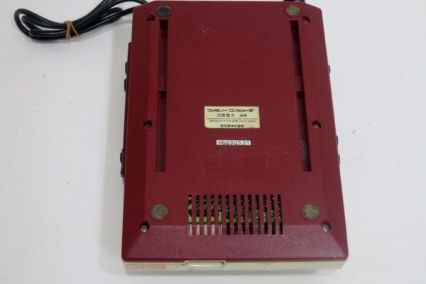 Nintendo Famicom Console Bundle [Japan Import] With 32 Original Cartridge Games - Image 4